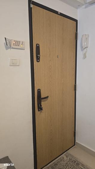 Apartament cu 4 camere în Crângași