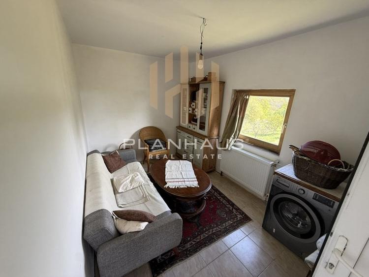 Casă cu 3 camere cu Garaj în Berința