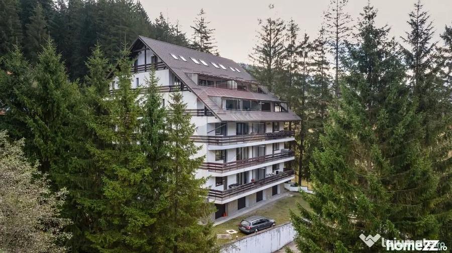 Apartament cu 5 camere decomandat în Zamora