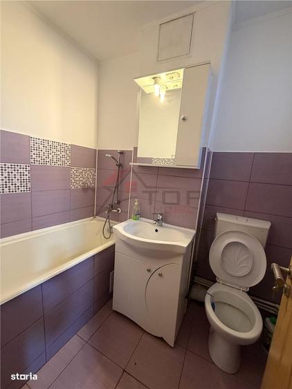 Apartament cu 2 camere semidecomandat în Nicolina