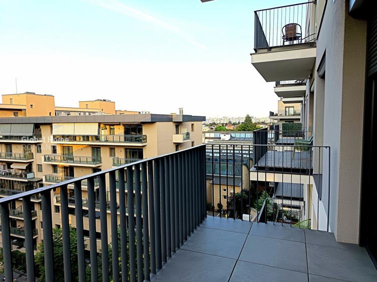 Apartament cu 2 camere semidecomandat, mobilat în Domenii