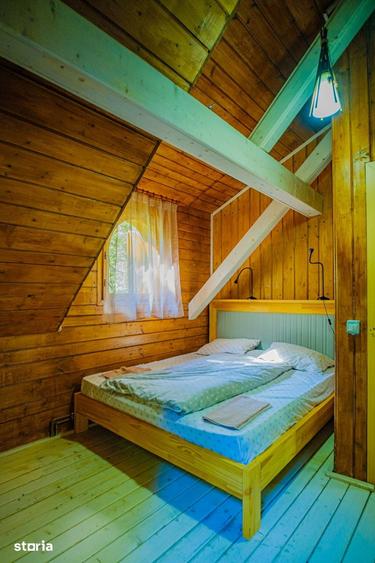 Casă cu 7 camere cu Teren 120 Mp în Râu de Mori