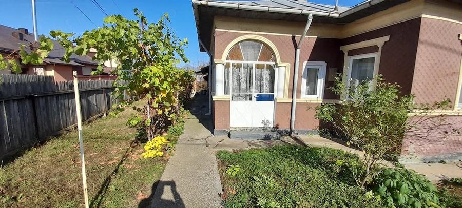 Casă cu Teren 560 Mp în Radovanu