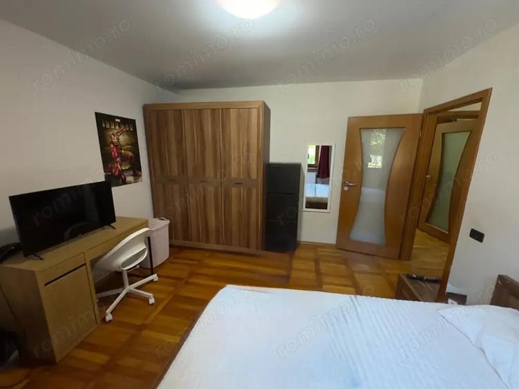 Apartament cu 2 camere decomandat în Medicină