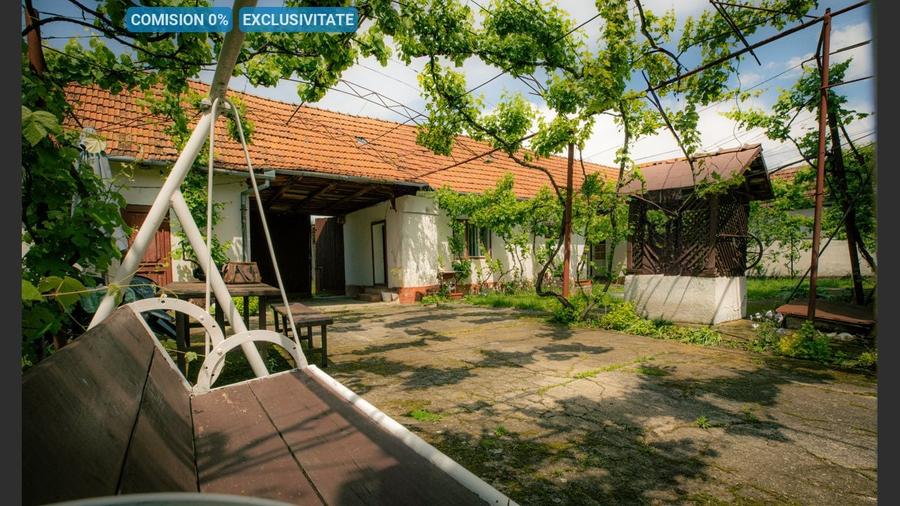 Casă cu 6 camere cu Garaj în Ramna