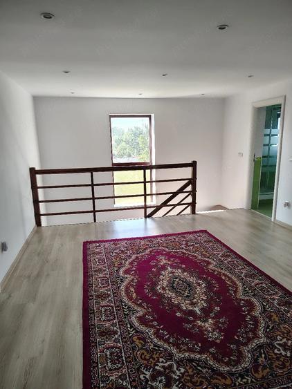Casă cu Teren 600 Mp în Calomfirești