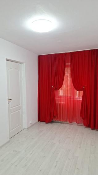 Apartament cu 2 camere semidecomandat în Șagului