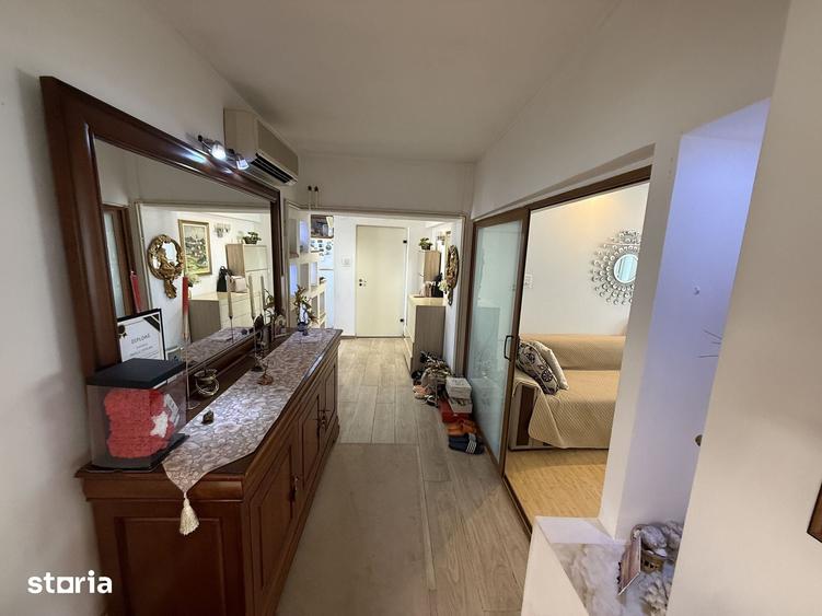 Apartament cu 3 camere decomandat în ICIL