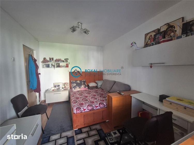 Apartament cu 3 camere decomandat în Cantacuzino