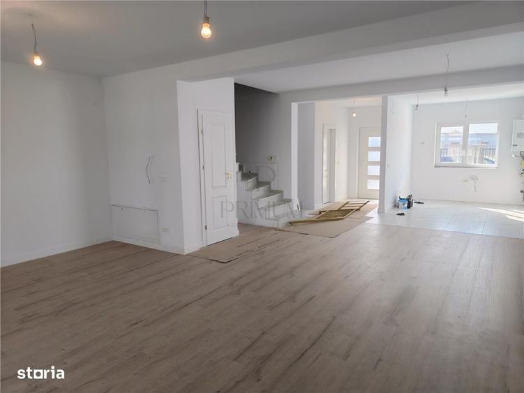 Casă cu 4 camere în Calea Urseni