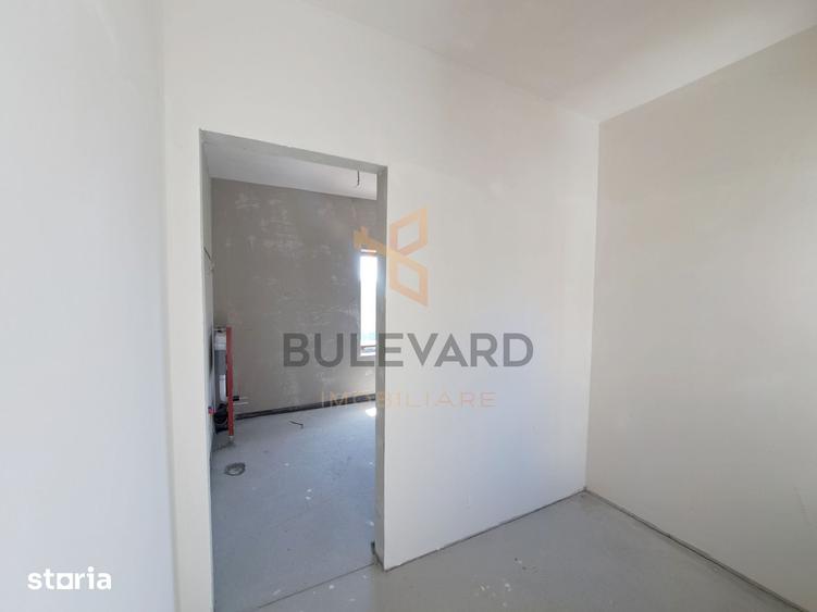 Casă cu 4 camere cu Teren 250 Mp în Florești