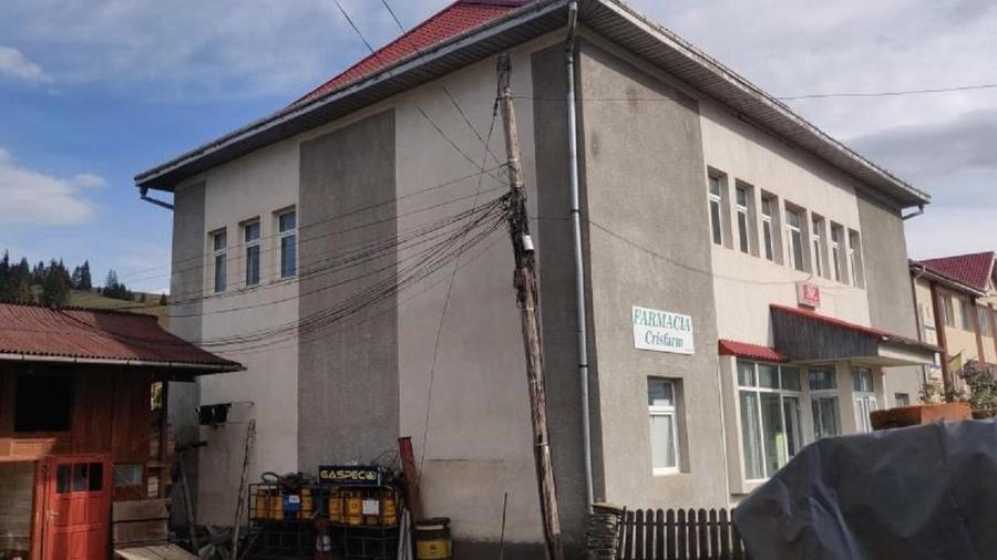 Spațiu comercial, în Vatra Moldoviței