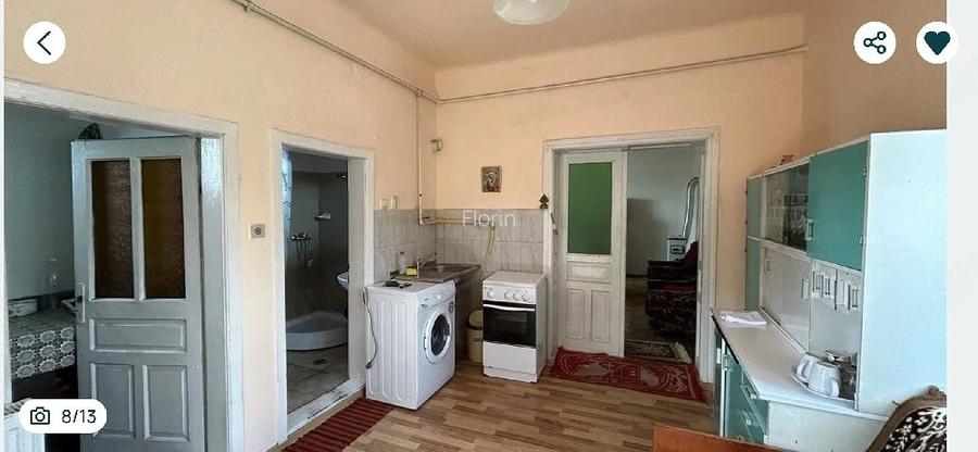 Vand cota 25%din casa