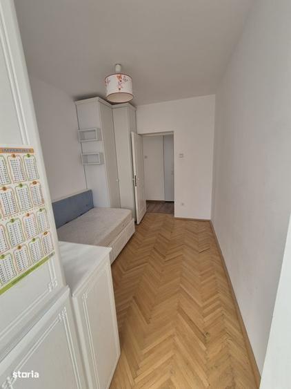 Apartament cu 4 camere în Central