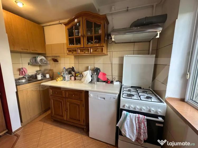 Apartament cu 3 camere decomandat, mobilat în 1 Mai
