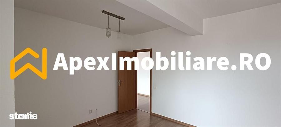 Apartament cu 2 camere semidecomandat în Apărătorii Patriei