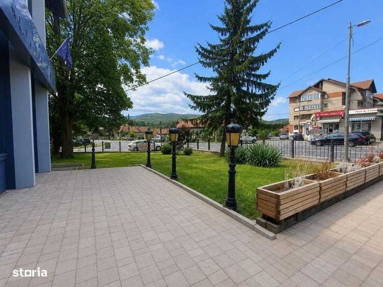 Spațiu comercial, de 100 mp, în Ultracentral