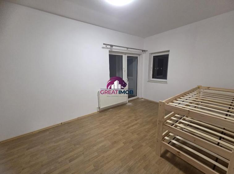 Apartament cu 3 camere decomandat, mobilat în Ultracentral