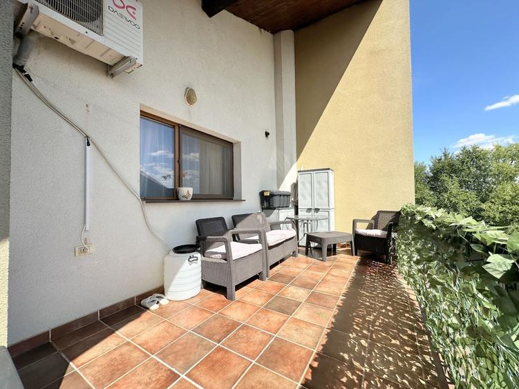 Apartament cu 3 camere semidecomandat în Braytim