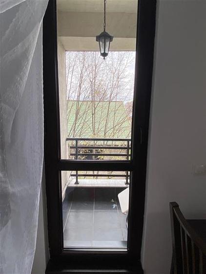 Apartament cu 2 camere semidecomandat, mobilat în Dămăroaia