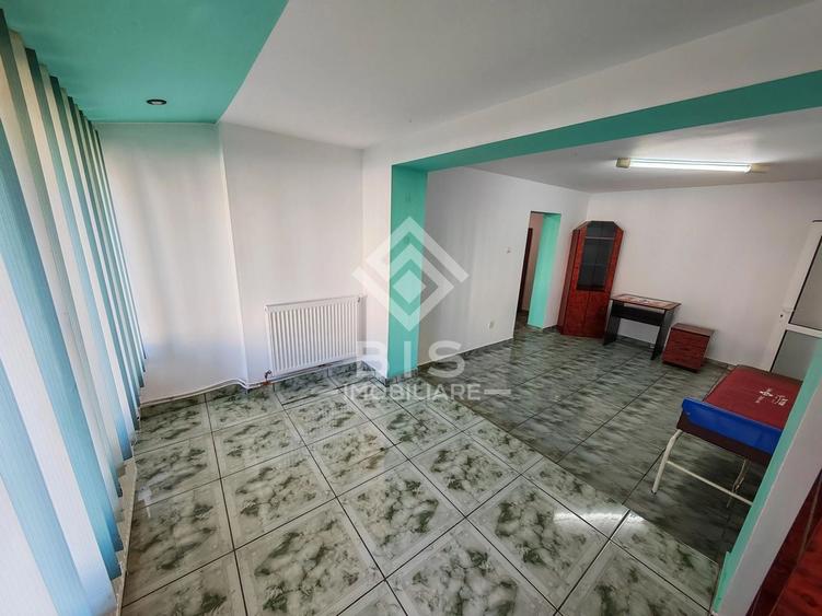Apartament cu 2 camere semidecomandat în Decebal