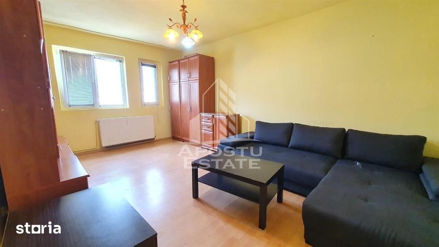 Apartament cu 3 camere decomandat, mobilat în Freidorf