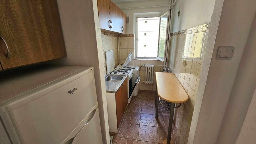 Apartament cu 2 camere nedecomandat în Central
