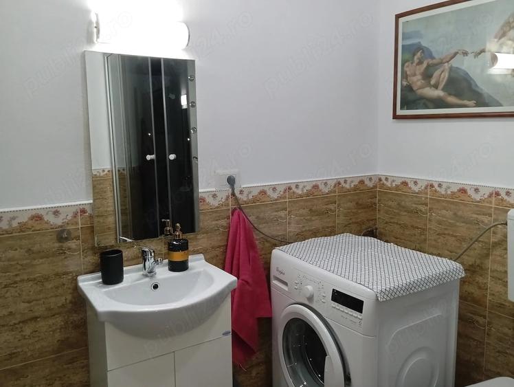 Apartament cu 3 camere decomandat în Ferentari