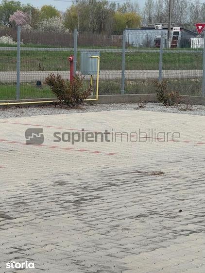 Spațiu comercial, de 585 mp, în Mădăras
