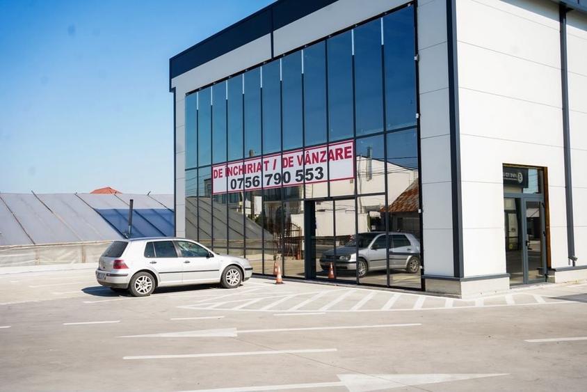 Spațiu comercial, de 460 mp, în Matca