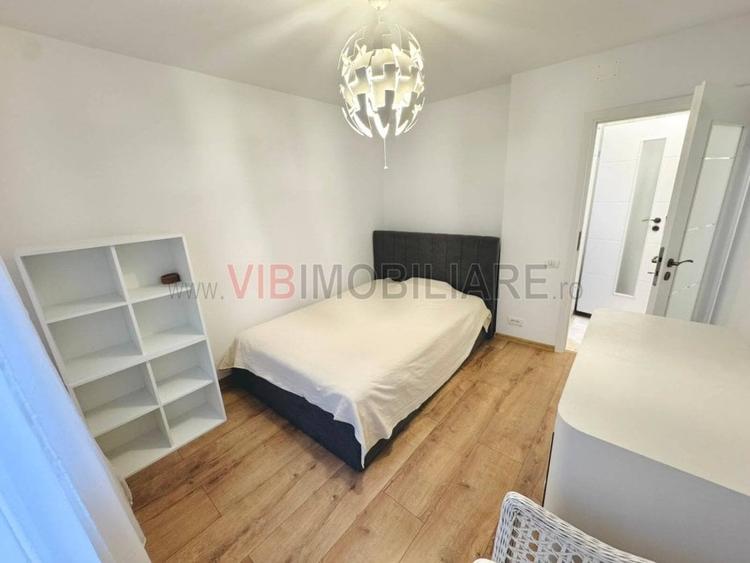 Apartament cu 3 camere decomandat în Drumul Taberei