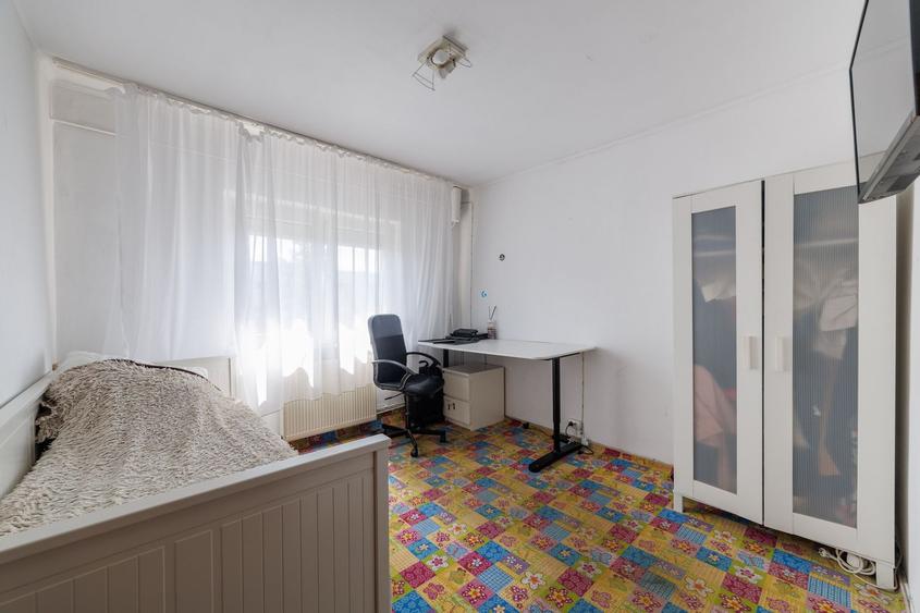 Apartament cu 2 camere semidecomandat în Prundu