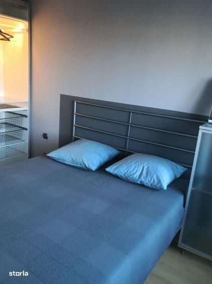 Apartament cu 3 camere semidecomandat în Gara de Nord