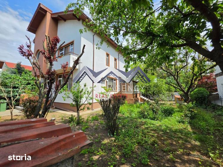 Vila eleganta P+1+M cu gradina amenajata | Iancu Nicolae - 2
