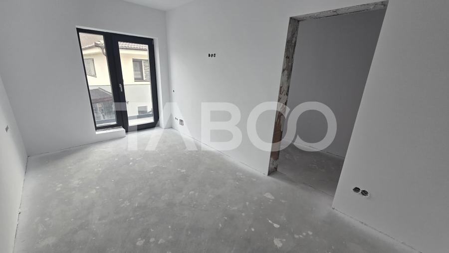 Duplex cu 4 camere cu Teren 475 Mp în Șelimbăr