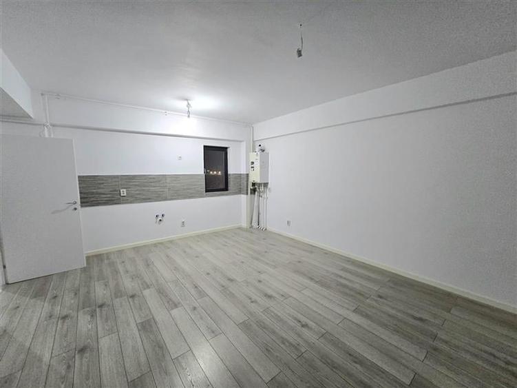 Apartament cu 2 camere semidecomandat, mobilat în Bucureștii Noi