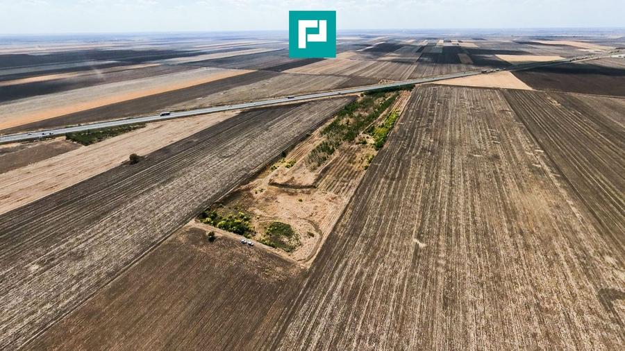 Teren agricol extravilan de 63593 mp, în Periferie