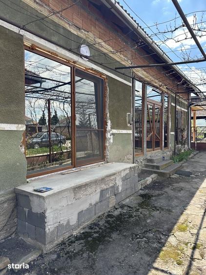 Casă cu 5 camere cu Teren 1430 Mp în Gurghiu