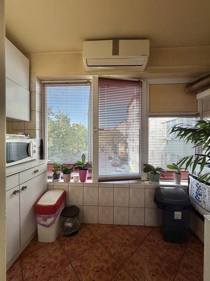 Apartament cu 2 camere decomandat, mobilat în Aradului
