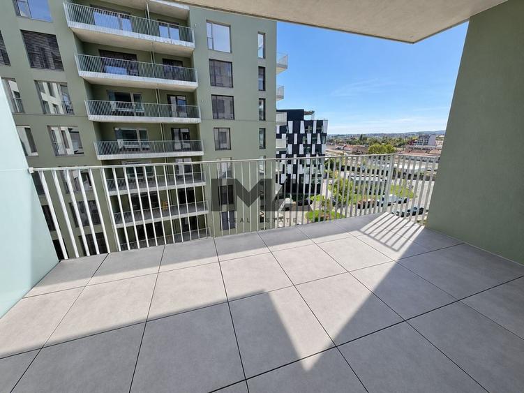 Apartament cu 2 camere semidecomandat în Semicentral