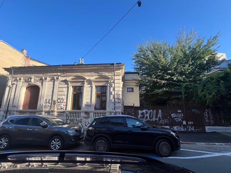 Spațiu comercial, de 100 mp, în Cișmigiu