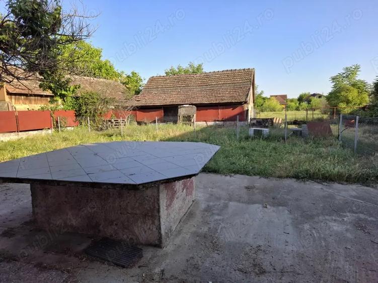 Casă cu 3 camere cu Teren 1820 Mp în Sânandrei