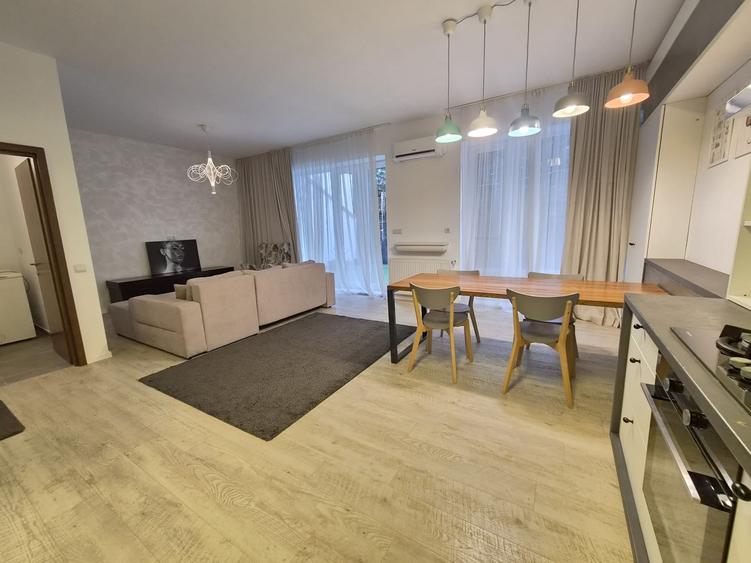 Apartament cu 3 camere în Iancu Nicolae
