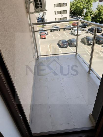Apartament cu 3 camere semidecomandat, mobilat în Metalurgiei