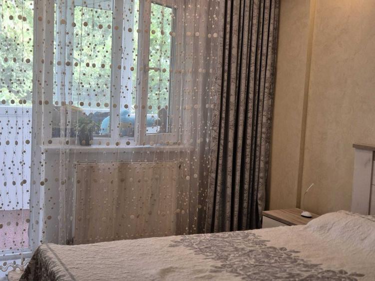 Apartament cu 3 camere decomandat în Kogălniceanu