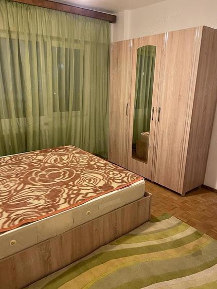 Apartament cu 2 camere decomandat în Bucur Obor