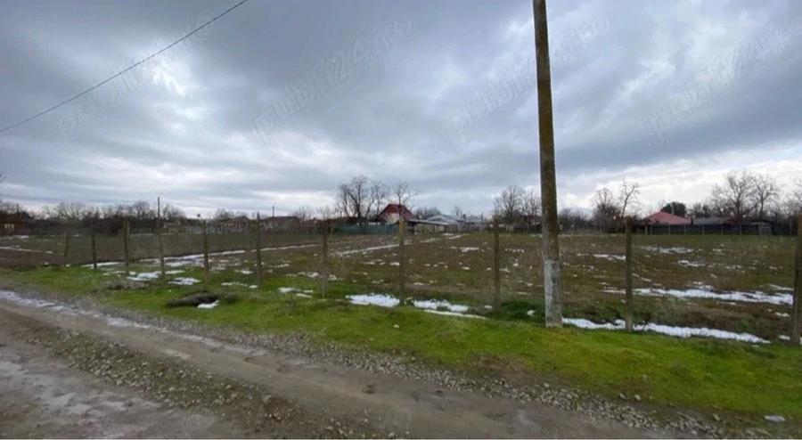 Teren de 1390 mp, în Ciocănești