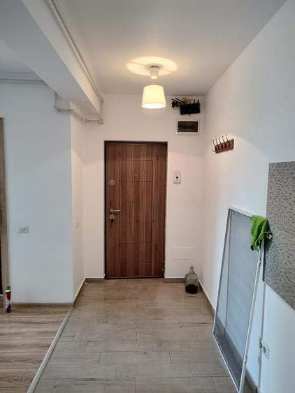 Apartament cu 2 camere decomandat în Fundeni