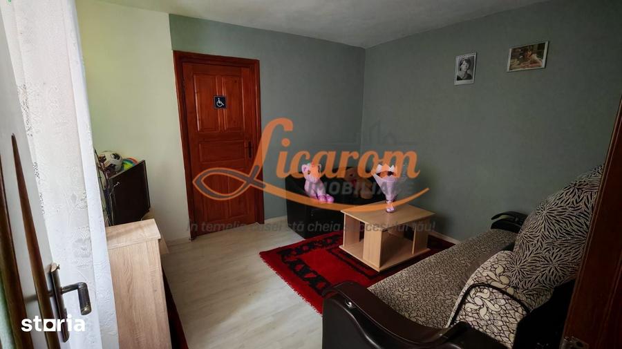 Corp de casa 4 camere zona Nicopole,curte comuna cu 1 familie. - 4