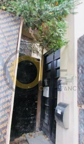 Apartament cu 3 camere semidecomandat în Capitale